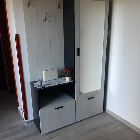 Neda Apartment